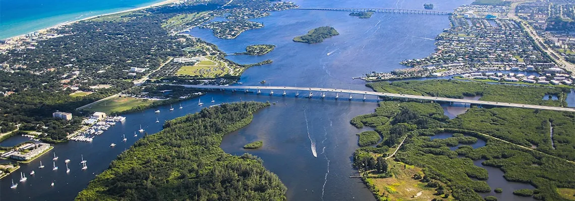 Indian River Lagoon, Florida, U.S.A.