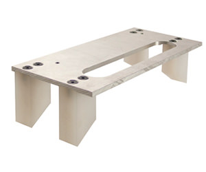 Photo of riser-cutting saw guide